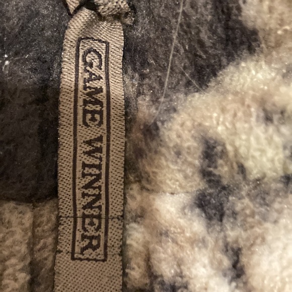 Game winner full zip jacket green with camo boys size small used - Picture 2 of 4